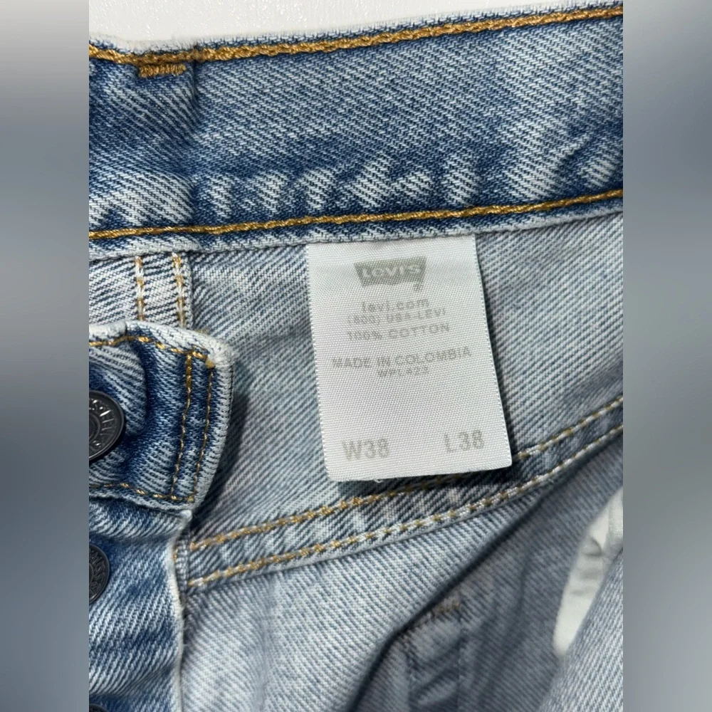 Vintage Levi's 501 XX Blue Jean Pant Men’s Size 36 Waist Made In 2005 Button Fly